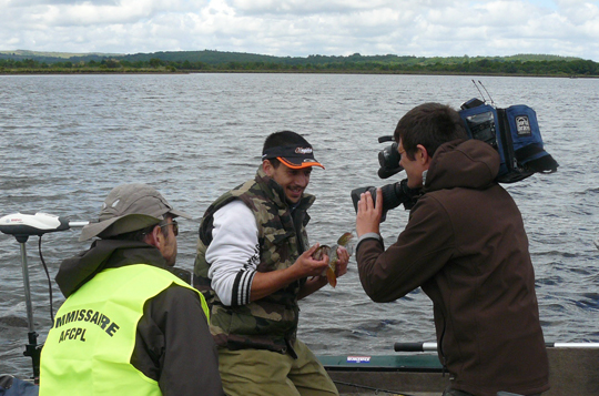 brochet-de-735-andrietti-et-viera-sous-la-camera-de-tf1.jpg brochet-de-735-andrietti-et-viera-sous-la-camera-de-tf1.jpg